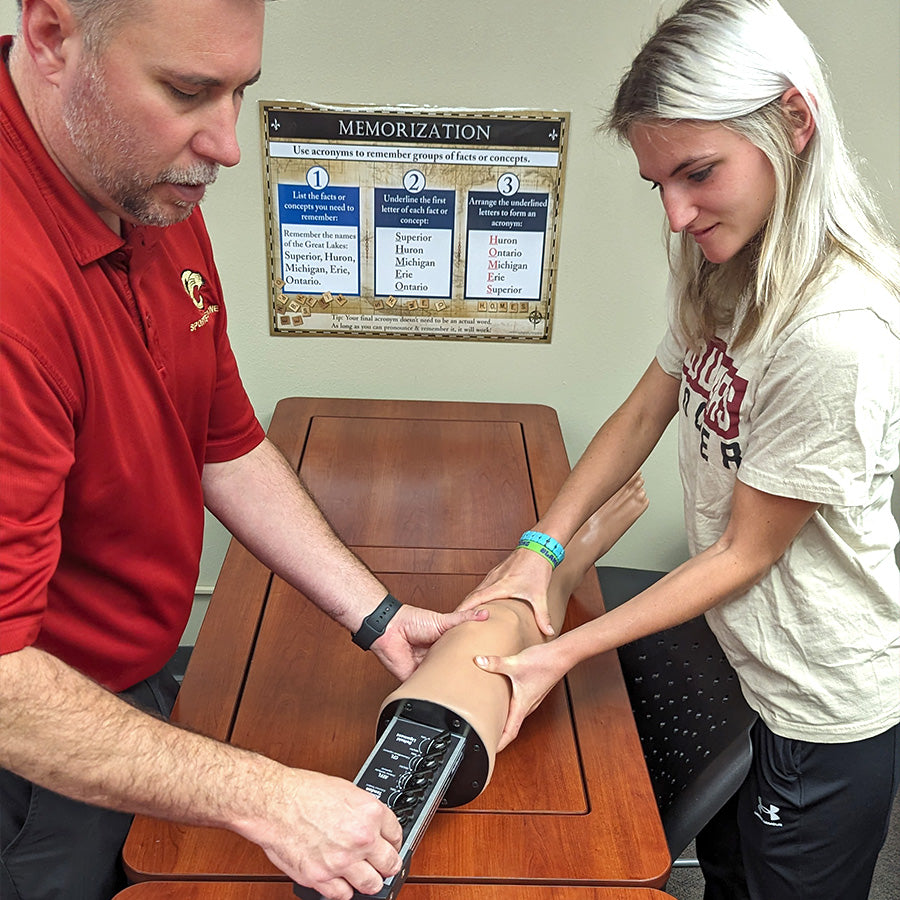 Knee and Ankle Sports Injury Assessment Trainer