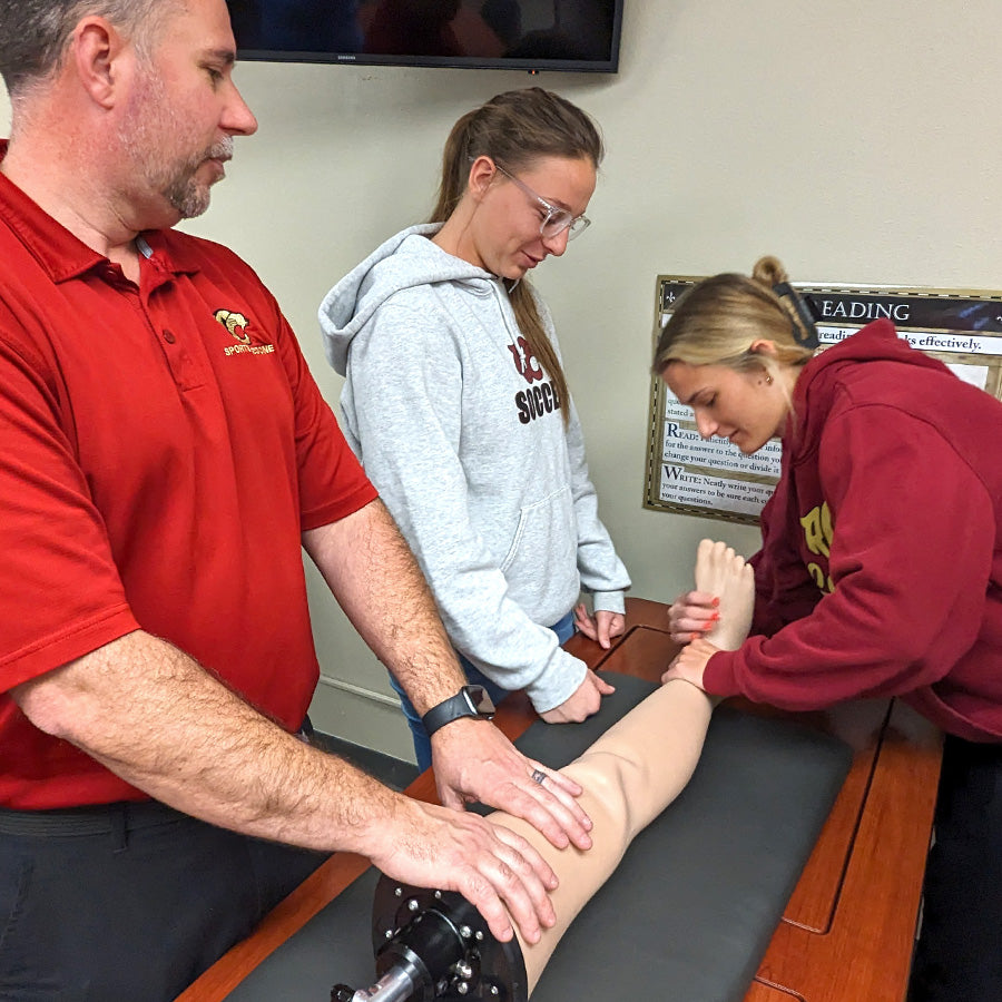 Lower Extremity Dislocation Trainer