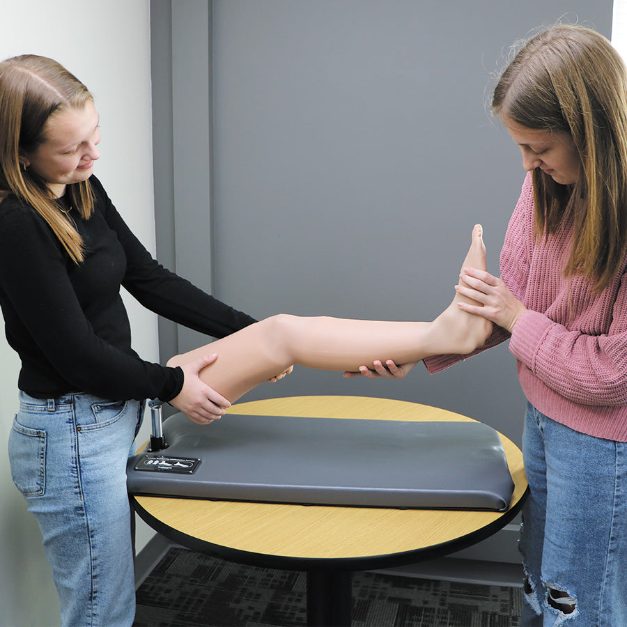 Lower Extremity Dislocation Trainer