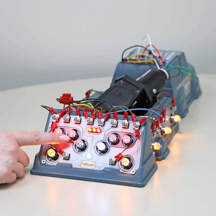 Trailer Circuits STEM Kit